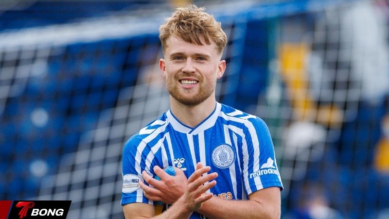 Cuộc chiến giành chữ ký Ý hay Scotland